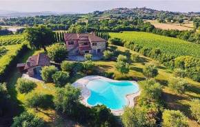 Nice home in Lucignano with Outdoor swimming pool, Private swimming pool and 4 Bedrooms Lucignano